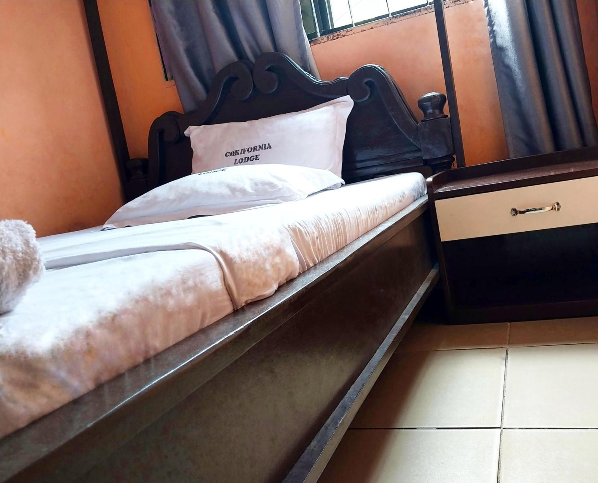California Lodge Bagamoyo Exterior photo