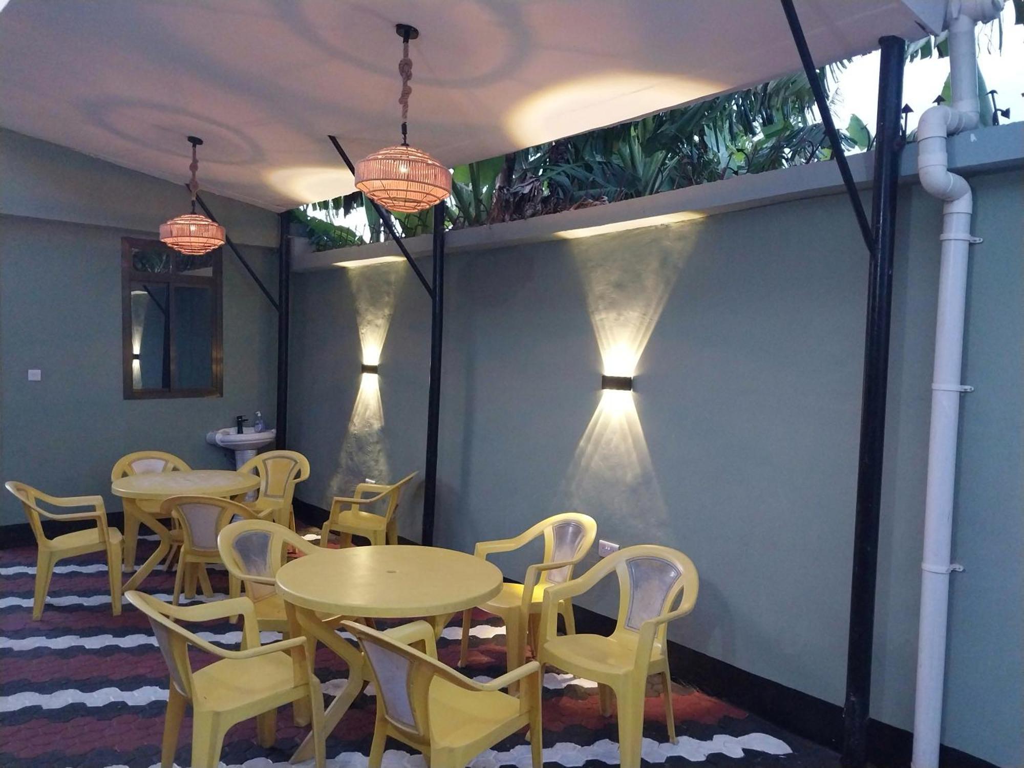 California Lodge Bagamoyo Exterior photo